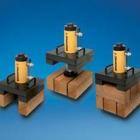 BLS-系列，分級(jí)頂升油缸